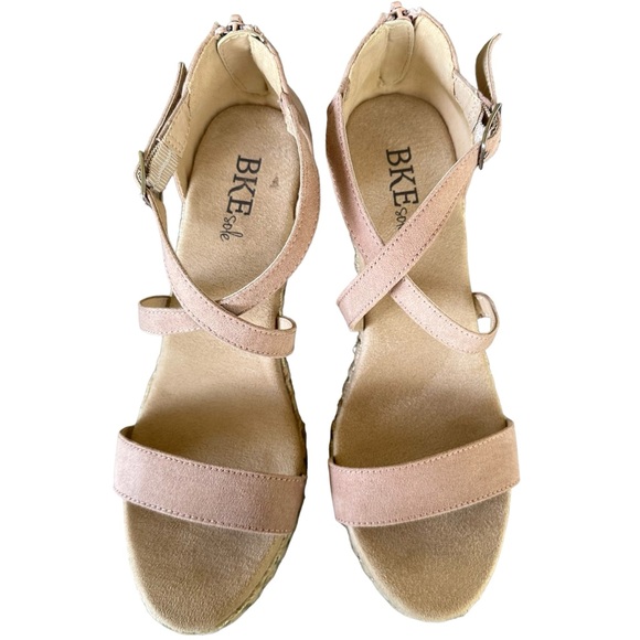 BKE Buckle Sole Davinia Espadrilles Strappy Wedge Sandal Shoe Size 10M - Picture 2 of 8